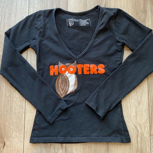 Genuine Black Long Sleeve Hooter’s Girl Uniform - Picture 2 of 6
